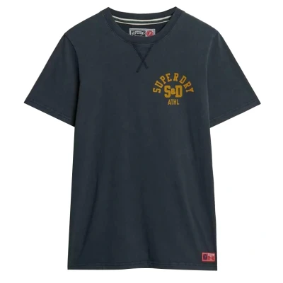 Immagine di Superdry Track Field Graphic Tshirt con stampa, Uomo, Taglia: Medium, Eclipse navy