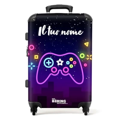 Immagine di NoBoringSuitcases.com Valigia Bambini, Grande, Personalizzabile, Trolley Medio, Serratura TSA, Bambino, Grande 23 kg (67 cm 72 L), (Controller di gioco Neon viola)