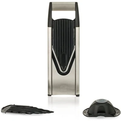 Immagine di Börner Affettaverdure V6 (Set Base) Mandolina in Acciaio Inox (Lama a V) Regolabile per Verdure &amp; Frutta Tagliaverdure Fette 3 Spessori Inclusa Protezione le Dita