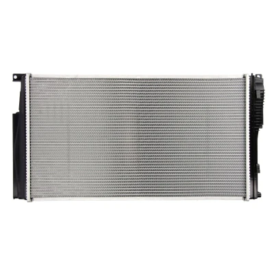 Immagine di NISSENS 60817 Radiatore motore Alluminio 600 334 32 Alette di raffreddamento saldate BMW: 3 Touring, 4 Gran Coupe, 2 Coupe