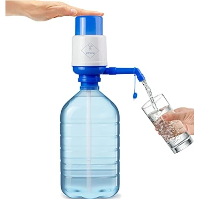 Immagine di Dispenser acqua per caraffe, pompa manuale compatibile con bottiglie da 2,5, 3, 5, 6, 8, 10 litri tappo diametro 38 mm e 48