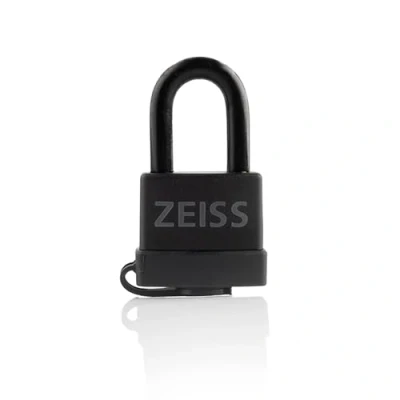 Immagine di ZEISS Lucchetto la massima sicurezza per telecamere da caccia, sia in giardino che natura, con protezione di livello 4 e completamente resistente agli agenti atmosferici