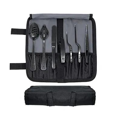 Immagine di DOJA Barcelona Kit Professionale per Chef Colore Nero 7 Utensili Cucina Professionali Impiattare e Decorare Piatti Ristorante Cucchiai Salse, Cucchiaio Forato, Spatola, Pinze di Precisione