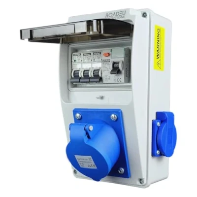 Immagine di RoadEu Distributore di corrente a 230V. Presa monofase CEE 32A 3P e 2x Prese con interruttore automatico FI. integrate scatola fusibili