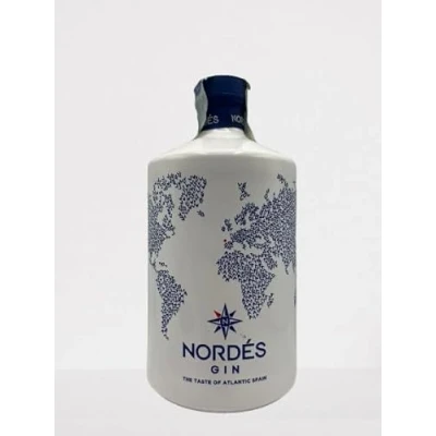 Immagine di Nordés Gin Premium Elaborato con una Porzione di Alcol Etilico e 6 Botanicals Galiziani. Sapore Fresco, Morbido Aromatico. Graduazione 40º Bottiglia 700 ml