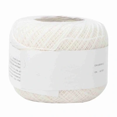 Immagine di Oumefar Popolare Estate Seta Leggera Linea Sottile Pizzo Cotone Filato Uncinetto per Ricamo a Maglia con Un Uncinetto(Bianco Come la Neve)