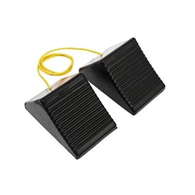 Immagine di MaxxHaul 50012 Cuneo in gomma con corda, 20,3 x 12,7 10,2 cm, confezione da 2