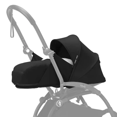 Immagine di Stokke YOYO 0+ Newborn Pack, Black Include materasso, capottina estendibile e allacciatura a 5 punti Richiede telaio (venduto separatamente)