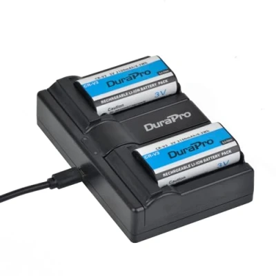 Immagine di DuraPro 2 batterie CR V3 da 2100 mAh + LED Dual USB Charger per Kodak RLCRV3, SBP 1103, ULCR V3R, VLCRV3, 1080142; Olympus C3000 C3040 C 40Z 2100UZ 3030 3040Z
