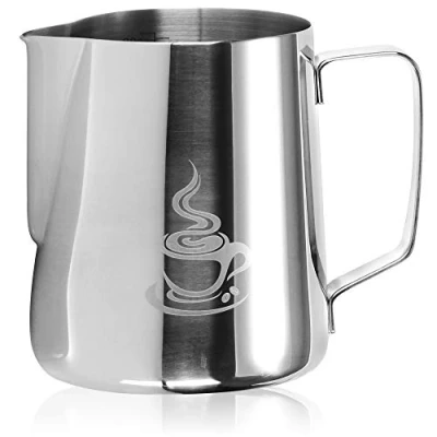Immagine di COM FOUR® brocca per latte in acciaio inossidabile schiumare montalatte 600 ml con beccuccio e scala graduata (color argento 600ml)