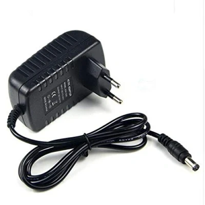 Immagine di Alimentatore Trasformatore 12V 2A, 24W Adattatore di Alimentazione per LED Striscia,Luci LED,Monitor TFT LCD,Videocamera Sorveglianza, DVD,Router