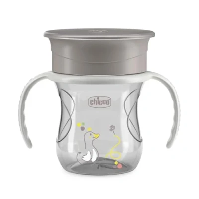Immagine di Chicco Perfect Cup Primo Bicchiere per Bambini 200 ml, 1 Tazza Biberon 12+ Mesi Imparare a Bere, con Membrana in Silicone 360 e Manici Rimovibili, senza BPA, Grigio