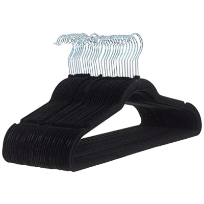 Immagine di Amazon Basics Gruccia in Velluto con portapantaloni, 30 unità, Nero
