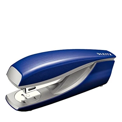 Immagine di Leitz Cucitrice da Ufficio, Capacità fino a 30 Fogli, Blu (Metallizzato), Design Ergonomico in Metallo, Include Punti, Gamma Style, Retail Box, 55626069
