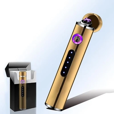 Immagine di TIKIUKI Accendino Elettrico Ricaricabile Mini Fiamma Cilindrico Leggero Con Display a LED Per Barbecue All&#039;aperto, Campeggio (Oro)