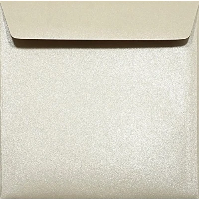 Immagine di Netuno 100 buste da lettera perlate formato quadrato sabbia 15,6 x cm 120g Majestic Sand colorate eleganti con superficie perlescente per partecipazioni biglietti auguri Natale Pasqua