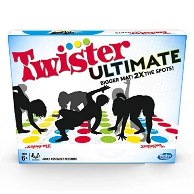 Immagine di Hasbro Gaming Twister Ultimate: tappetino più grande, macchie colorate, famiglia, gioco per feste bambini dai 6 anni in su; compatibile con Alexa (esclusiva Amazon)