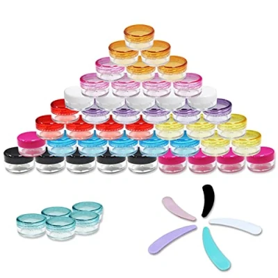 Immagine di 50 Contenitori Cosmetici Plastica Piccoli 5g/5ml Trasparente Bottiglie Plastica,Viaggio per Campione Crema Creme Candele Vernici Barattoli ​e 5 Spatola (10 colori)