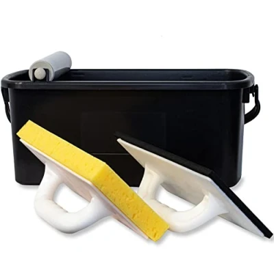 Immagine di Kronen Hansa Set di lavaggio per piastrelle (3 pezzi secchio da 10 litri con inserto a rulli, tappetino 280 x 140 mm, Made in Germany