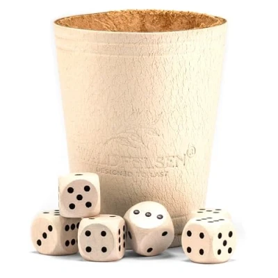 Immagine di Waldfelsen® Tazza cubo in vera pelle (9 cm) con 6 cubetti di legno (16 mm) faggio, set cubi per gli occhi (colore: bianco)