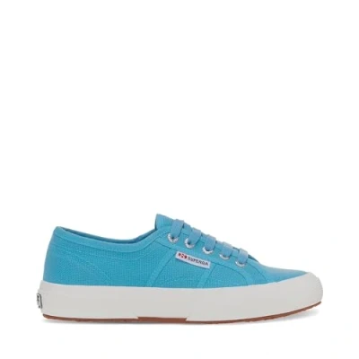 Immagine di Superga 2750 Cotu Classic, Scarpe da Ginnastica alla Moda Donna, Blu Lt Dusty Favorio, 39 EU