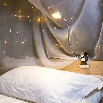Immagine di EYOCEAN Lampada da Lettura con Pinza, USB LED Clip, 3 Colore 9 Luminosità Regolabile, 360 Collo di Cigno Flessibile, Adattatore Incluso, Adatto per Lettura/Apprendimento/Ufficio