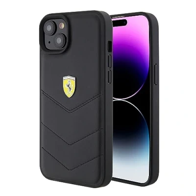 Immagine di CG MOBILE Ferrari custodia per telefono compatibile con iPhone 15 Plus, nera linee cucite, protettiva e durevole in vera pelle facile scatto, assorbimento degli urti logo firmato