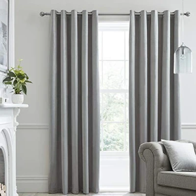 Immagine di Laurence Llewelyn Bowen Montrose Tende Oscuranti Con Occhiello In Velluto Argento 168cm Larghezza x 229cm Lunghezza