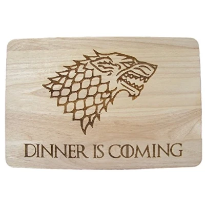 Immagine di Trono di Spade idea regalo per tagliare formaggi in legno duro con lupo e scritta &quot;Dinner is coming wolf&quot;, inciso, cucina, compleanno, incisione laser