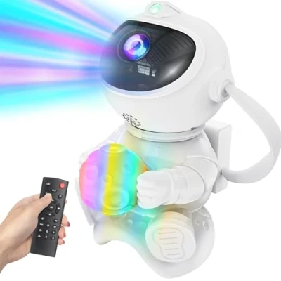 Immagine di PKBD Astronauta Proiettore Stelle Soffitto Galaxy Projector LED Lampada Notturna per Bambini con 8 Effetti Nebulose, Cassa Bluetooth, 7 Modalità Luci sul Petto, Ideale Regali Luna