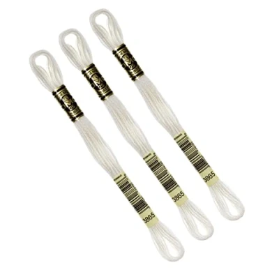 Immagine di DMC Set di 3 matasse bianco rotto, filo da ricamo mulinato 117MC, 100% cotone Si adatta a tutte le tecniche e supporti, ideale per punto croce