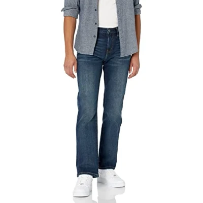 Immagine di Amazon Essentials Jeans Dritti con Taglio Bootcut Uomo, delavé Scuro, 30W / 32L