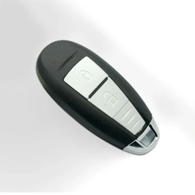 Immagine di BROVACS Guscio di ricambio per chiave + inserto emergenza vuoto non tagliato compatibile con Suzuki 2 pulsanti Smart Keyless Entry Remote Key Case Fob PG582
