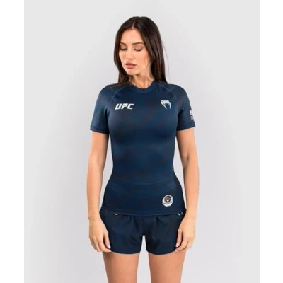 Immagine di Venum UFC Fusion Fight Week Rashguard Performance a Maniche Corte da Donna