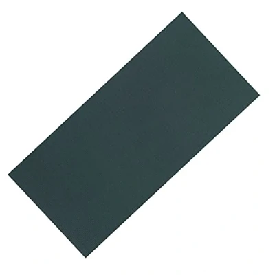 Immagine di Toppe autoadesive impermeabili in nylon per riparare vestiti, piumini, fori e strappi (33 verde scuro)