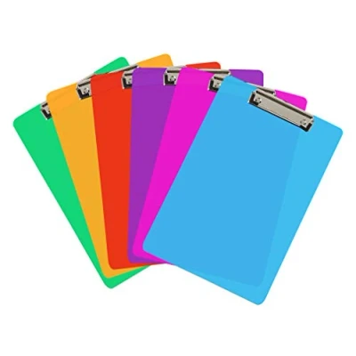 Immagine di 6 portablocco colorati in plastica, resistenti, 31 x 22,9 cm (formato A4), confezione multipla, contiene 100 fogli, acrilico con clip a basso profilo e resistenti lavagne