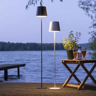 Immagine di Lightbox lampada da terra a LED interni ed esterni 129 cm di altezza, Ø 18 nera per con touch dimmer 3 livelli mobile/wireless/portatile ricaricabile
