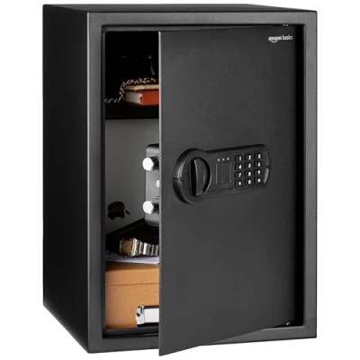 Immagine di Amazon Basics, Cassaforte elettronica in acciaio con serratura digitale programmabile, per gioielli, denaro e oggetti di valore, 51 litri, 35 x 33 50 cm (larghezza profondità altezza), nero