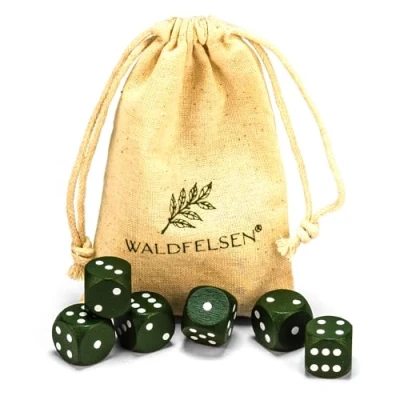 Immagine di Waldfelsen 6, 12, 20, 30 o 50 dadi in legno di faggio alta qualità vero faggio, cubi da gioco standard 16 mm, con sacchetto stoffa (verde muschio, 6 pezzi)