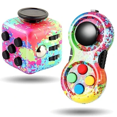 Immagine di Steemjoey 2Pcs Fidget Toys Giocattolo, Cubo Antistress, Pad Controller Riduttore, Ansia Relief Giocattoli, Toy Giocattolo con Le Dita, Regalo per Adulti Bambini (Colore)