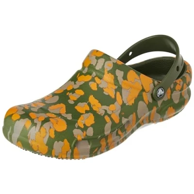 Immagine di Crocs Bistro Graphic Clog, Zoccoli Unisex Adulto, Verde Militare Multicolore, 36/38 EU