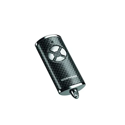 Immagine di Hörmann Trasmettitore HSE 4 BS (frequenza 868 MHz, in Carbonio Lucido, azionamento per Porta del Garage con Tappi cromati, batterie Incluse, Dimensioni 28 x 70 14 mm, Anello Portachiavi) 4511585