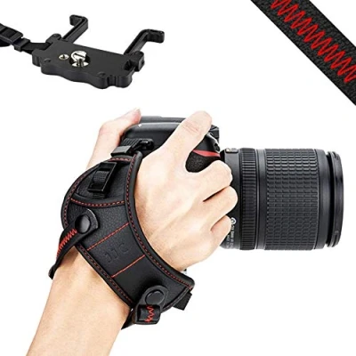 Immagine di JJC DSLR Fotocamera Cinghia da Polso con Piastra U per Nik. Z30 D7500 D7200 D5600 D3500 D850 D780 Can. EOS R8 R6 R10 R7 R5 R RP 5D Mark IV 6DMkii M50ii M200 90D 850D 200DII FUJI X E4 H2 (Rosso)