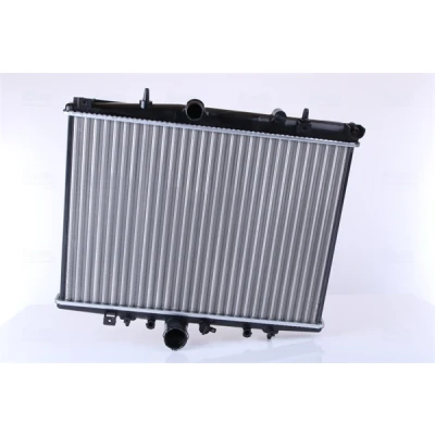 Immagine di NISSENS 63705A Radiatore motore Alluminio 380 563 34 Alette di raffreddamento montate meccanicamente CITROËN: C5 I Station Wagon, Hatchback