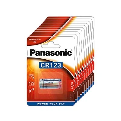 Immagine di Panasonic CR123 batteria al litio cilindrica per dispositivi leggeri con elevato fabbisogno energetico come rilevatori di fumo, sistemi allarme, proiettori, telecamere, 3V, 10 confezioni (10 pezzi)