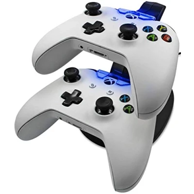 Immagine di Eaxus® Stazione di ricarica per 2 x Xbox One Controller Docking station con illuminazione a LED