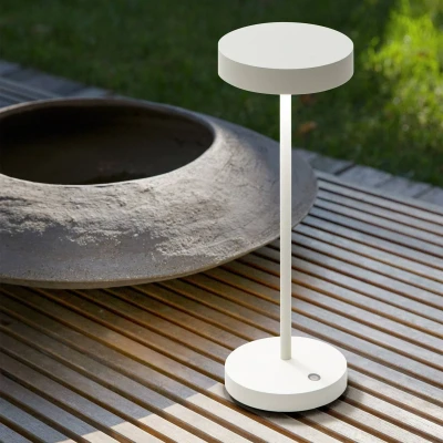 Immagine di Ideallux Ideal Lux Lampada da tavolo ricaricabile a LED per esterni bianco Toffee,