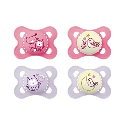 Immagine di MAM Set di 4 ciucci originali Pure Day &amp; Night in materiale sostenibile e rinnovabile, tettarella silicone SkinSoft, con scatola per ciuccio, 0 6 mesi, volpe, gufo, uccello