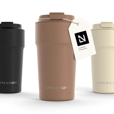 Immagine di LARS NYSØM Tazza Termica per caffè Thermo Coffee Mug to Go 500ml da Viaggio Senza BPA 0,5 Litri con Isolamento In Acciaio Inox e Tenuta stagna tè (Mocha Brown, 500ml)