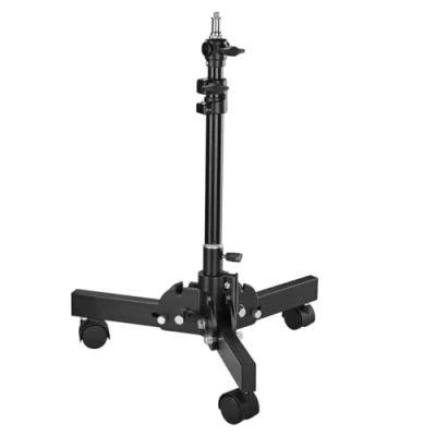 Immagine di Walimex Pro Boden Rollstativ kompakt 70cm (maximal Arbeitshöhe 18 bis 70cm, Belastbarkeit: 6 kg, Anschlußadapter 5/8 Zoll Spigot mit 1/4 und 3/8 Anschluss) schwarz 21272